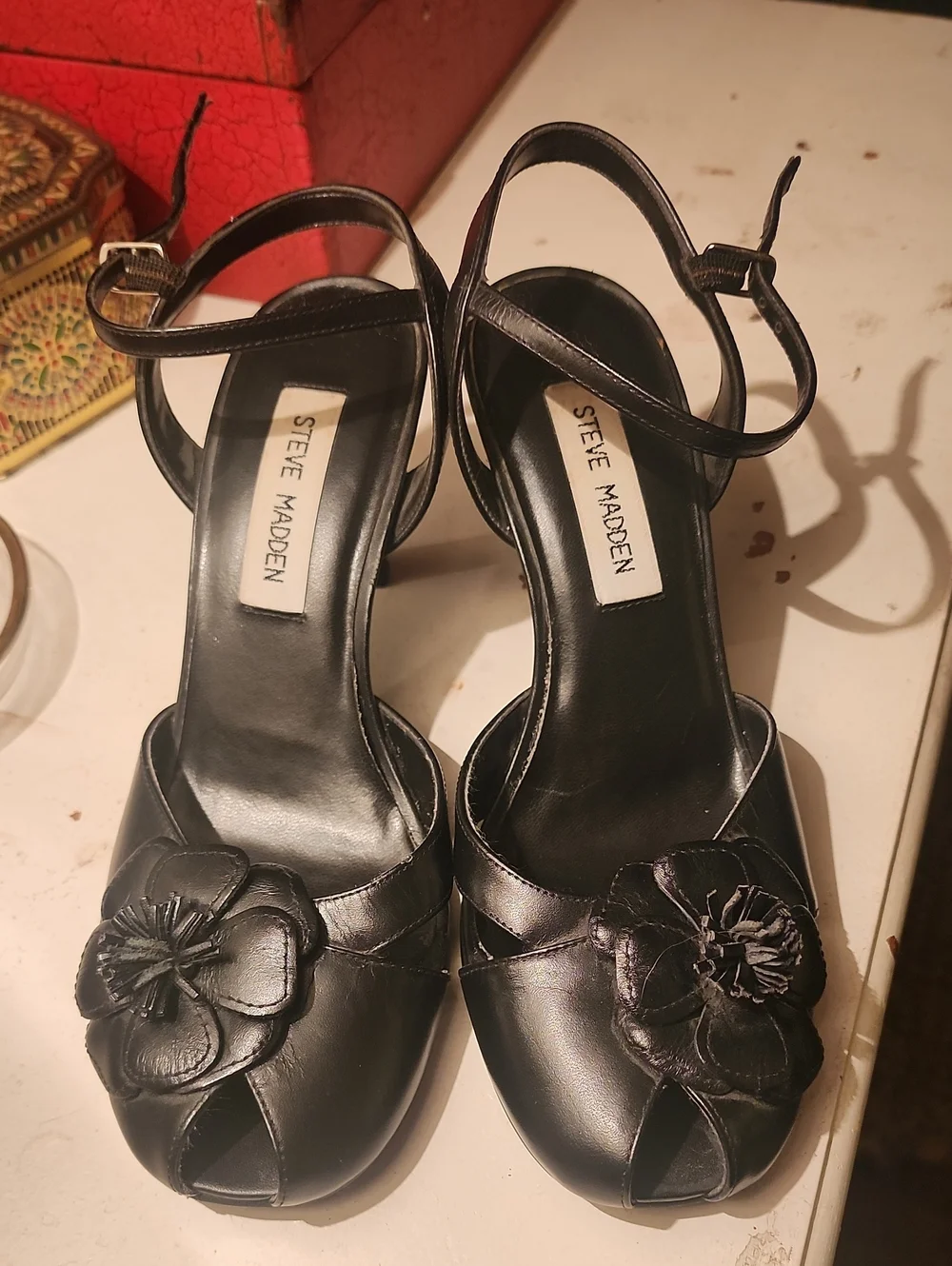 Steve Madden Vintake Y2K Black Floral Applique Slingback Strap Heel
